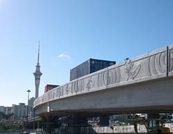 Carving in the Auckland Motorway